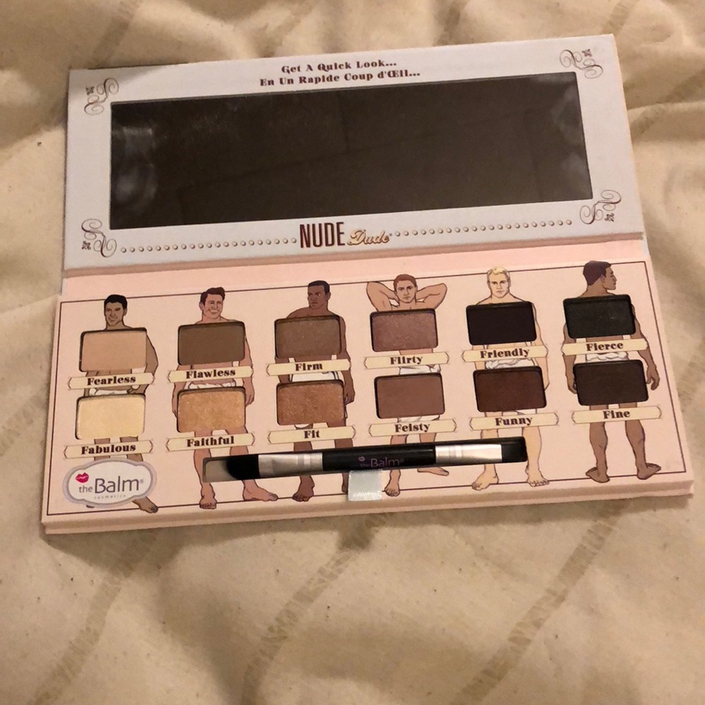 The balm nude eyeshadow palette like new